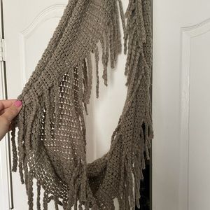 NWOT Francesca’s Circle Scarf